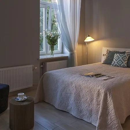 Apartment 2m *